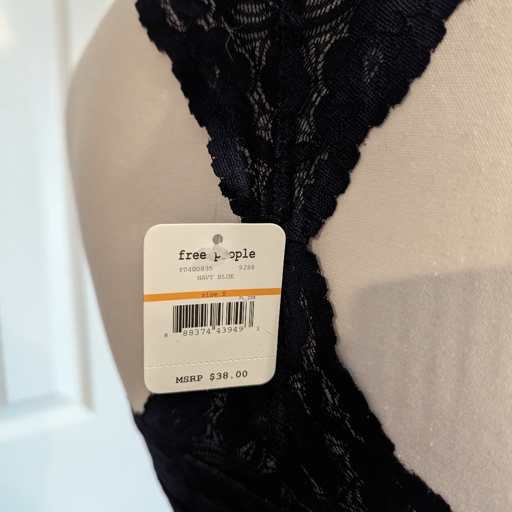 NWT Free People navy bralette - Picture 7 of 7